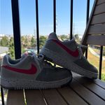Nike Air Force 1 White and Pink Sneakers 8.5 W Photo 5