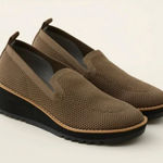 Eileen Fisher  Lindy Stretch Knit Wedge Loafer in Antelope Size 9.5 Photo 0