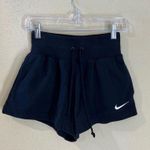 Nike Shorts Photo 0