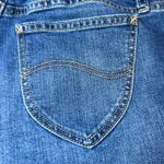 Lee  Riders Mid Rise Capri Blue Jeans Womens 6M Denim Casual Summer Everyday Photo 10