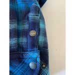Orvis  flannel shacket blue plaid women's medium Photo 4