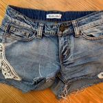 Others Follow Shorts Photo 0