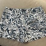 New York & Co. black and white  print  shorts  8 97% cotton Photo 0