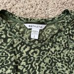 Athleta  Green Camouflage Athletic shirt women’s small Photo 2