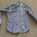 Gap NEW  The Fitted Boyfriend Long Sleeve Button Down Striped Shirt Small NWOT Photo 3