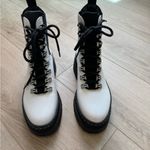 Marc Fisher  LTD Lace up Lug sole combat boots white & black size 6 brand new Photo 2