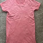 Lululemon  Coral Orange Swiftly Tech Crewneck T-Shirt Size 6 Photo 8