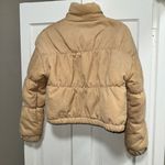 Pretty Little Thing Pretty Little Thingcropped puffer jacket Photo 4