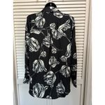 VICI Black/Cream Floral Satin Long Sleeve Button Up Blouse Size Small NWT Photo 3