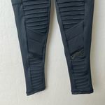 Constantly Varied Gear black Moto leggings, Capri, mesh detail,XS Photo 1