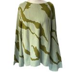 TWO TWENTY FIVE Green Patterned bell sleeve Women's Sweater Size large Photo 1