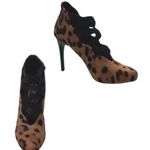 Donald Pliner Exotic Animal Print Hair Calf Leather Pumps Shoes Bootie $395 NWT Brown Size 6.5 Photo 2