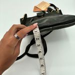 NWT Green Leather Crossbody Bag India Small Zip Pocket Small Top‎ Zip Black Photo 8