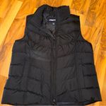 Lands' End  Medium petite classic black zip‎ up puffer vest layer, winter, fall Photo 0