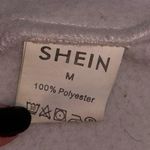 SheIn sweatshirt Photo 1