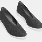 Eileen Fisher  The Heaven Stretch Wedge Slip-On Shoes Flats Graphite Weaved 9.5 Photo 0