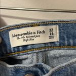Abercrombie & Fitch  The 90’s Relaxed Jean High Rise Photo 8