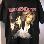 Brooks  & Dunn 2006 “The Long Haul” Cotton Concert Tee - LIKE NEW - Size Large Photo 0