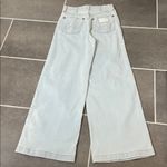 Wrangler  Wide Leg High Rise Jeans size 25X29 Photo 2
