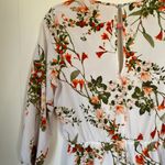 Love Tree Floral Romper Size Large Ivory Pockets Photo 6