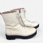 Aerosoles  Women's Cream Lace-Up Boots Size 11 Photo 5