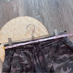 Athleta  farallon short in gray camo print‎ women’s size 4 Photo 4