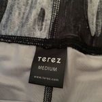 Terez  Women’s Black/Grey Camouflage Crop Leggings Photo 2