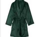 Victoria's Secret 
Short Cozy Robe & Slipper Photo 2