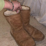 UGG  Boots Women’s 8 Photo 0