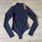 SKIMS NWT  FITS EVERYBODY ZIP FRONT BODYSUIT - M Photo 0