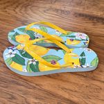 Vera Bradley  NWOT Aloha Lemon Grove  Flip Flops size 5/6 Photo 2