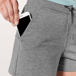 Lululemon Every moment Short 3.5” Photo 6