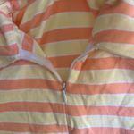 Ladies lotus top small Photo 2