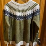 VERO MODA Green and White Patterned Sweater Photo 0