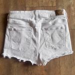 American Eagle High Rise Shortie Next Level Stretch White Distressed Shorts Sz 8 Photo 2