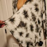 Torrid  Sz 1 Green and White Tie-Dye Cardigan NWOT Photo 2