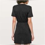 Lululemon NWOT  UNWIND YOUR MIND BLACK SHORTSLEEVE DRESS Photo 3
