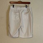Chico's  Zenergy Womens S White Bermuda Shorts Pockets Zipper‎ Stretch Golf Casual Photo 3