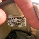 UGG  Schlyer Silver Sneakers Women's Sz 6‎ Photo 5