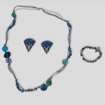 Vintage Matching Beaded Necklace Bracelet & Clip Photo 0