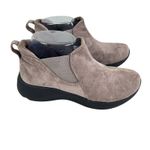 Earth Origins Dayana Taupe Faux Suede Casual Cushioned Walking Booties Size 6.5 Photo 1