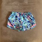 Lilly Pulitzer ocean trail shorts turtle villa size XS Slight pilling Photo 1