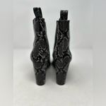Steve Madden Steve‎ Madden Black and White Subtle Snakeprint Heeled ankle bootie size 8.5 Photo 9