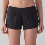 Lululemon  Hotty Hot Short II *2.5" Photo 0