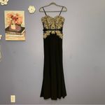 Cachet Black and Gold Embellished Women’s Dress Size 2 Photo 8