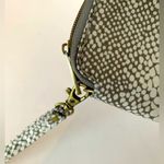 Travelon  wristlet wallet   Locking zipper never used. Photo 7