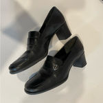 Bandolino  Women's 7.5 M Vintage Y2K Black Leather Buckle Square Toe Pumps Heels Photo 3