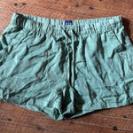 Gap green relaxed L gathered vacationcore preppy shorts Photo 0