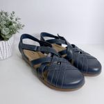 Clarks Women's Elizabelle Sea Fisherman Sandals Navy Leather Size 9 1/2M Comfort Photo 1