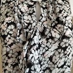 Ellie  Black White Pink Floral Sleeveless Front Ruffle Blouse Sz S Sleeve… Photo 2